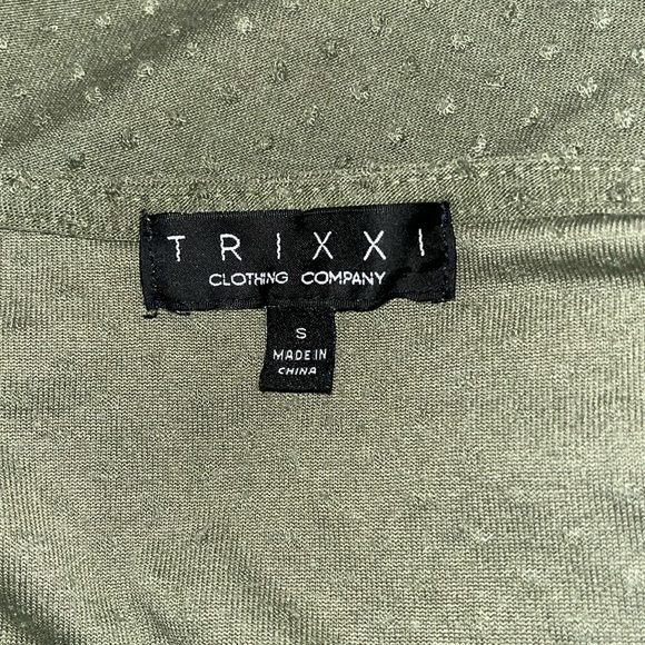 Trixxi Forest Green Cut Short Sleeve Blouse - Picture 6 of 7